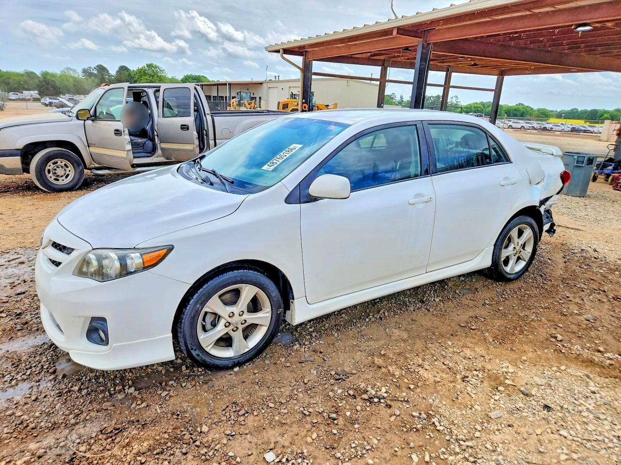 Salvage Toyota Corolla Image