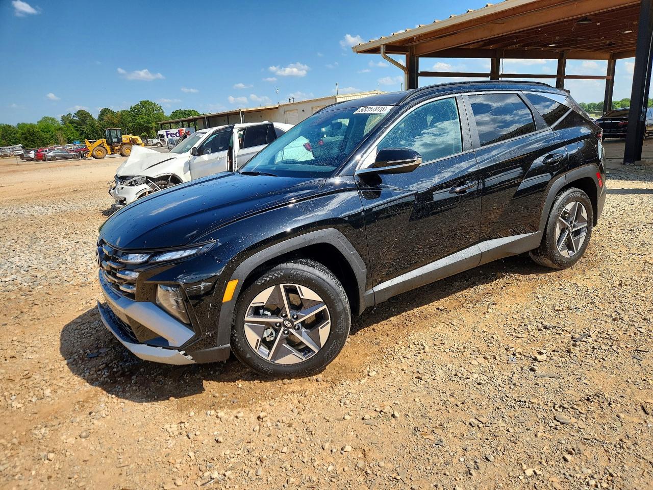 Salvage Hyundai TUCSON Image
