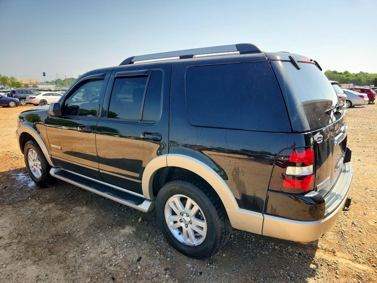 Ford Explorer Eddie Bauer