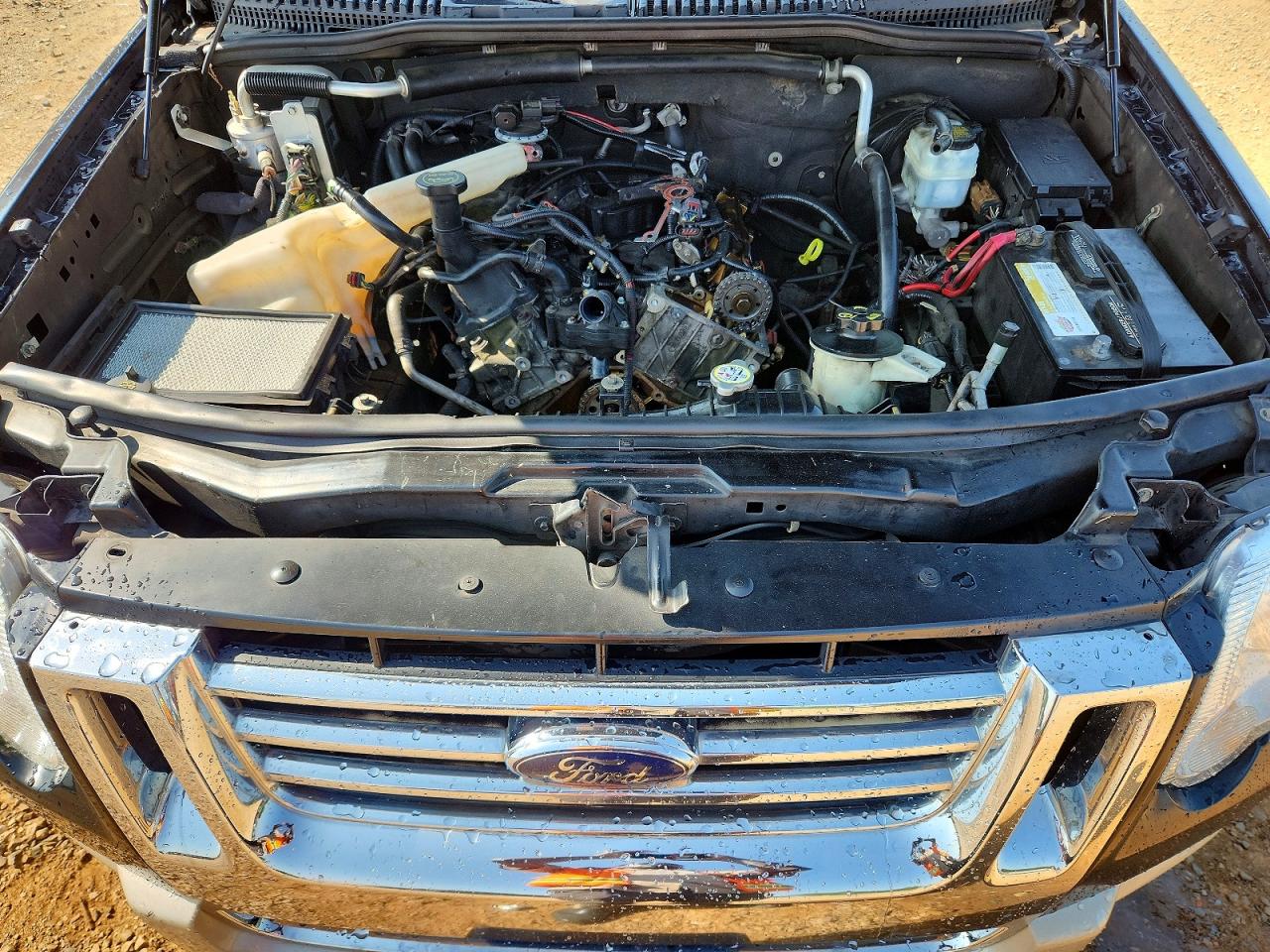 Ford Explorer Eddie Bauer