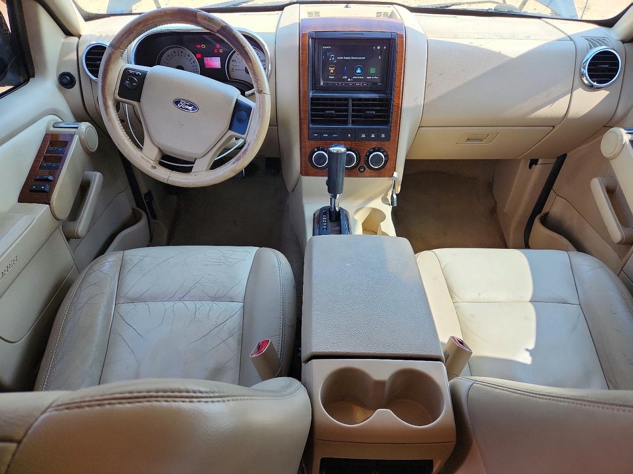 Ford Explorer Eddie Bauer