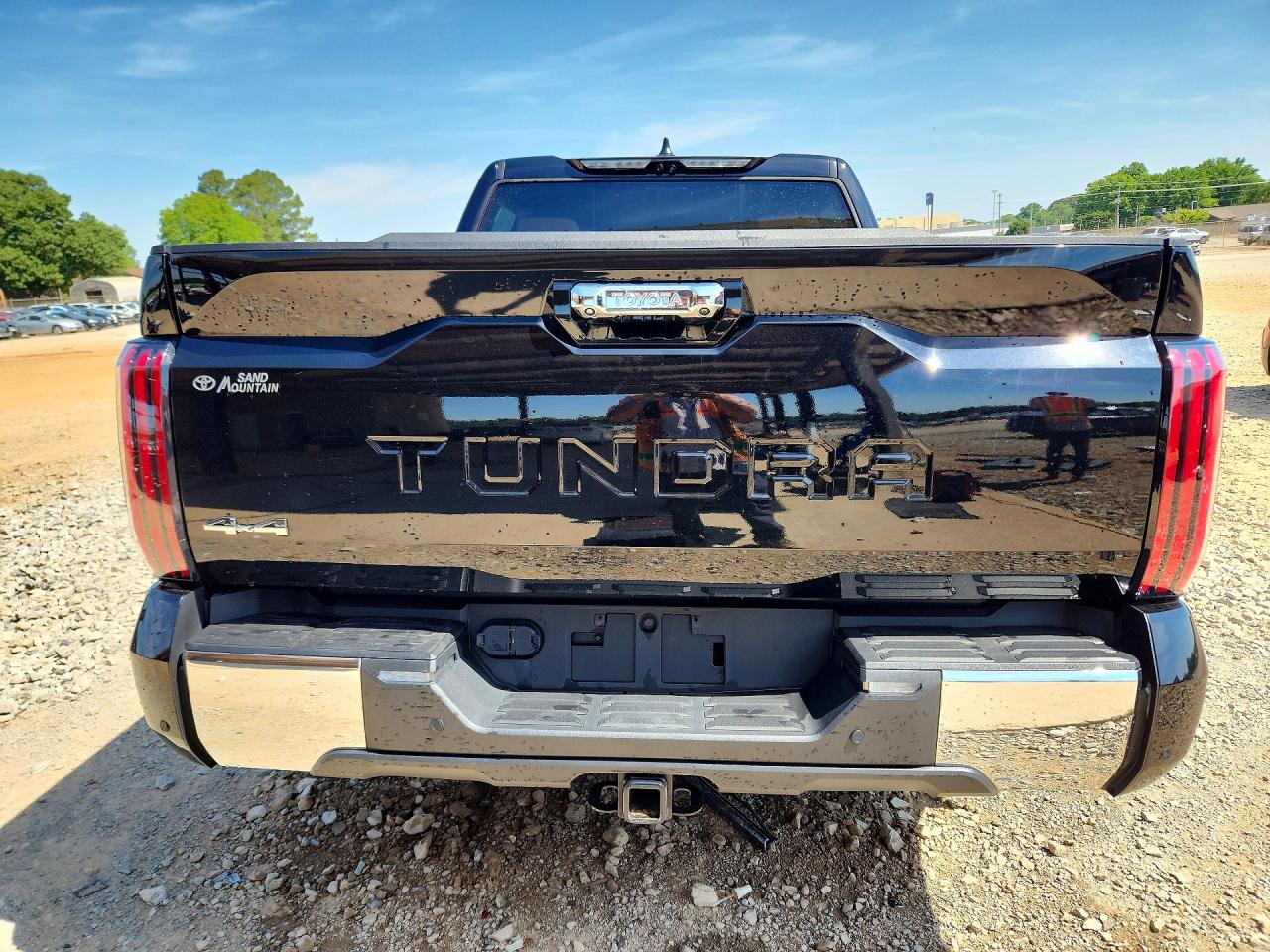 Toyota Tundra 1794 Edition Hv