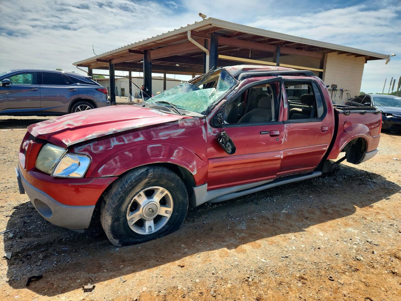 Salvage Ford Explorer Image