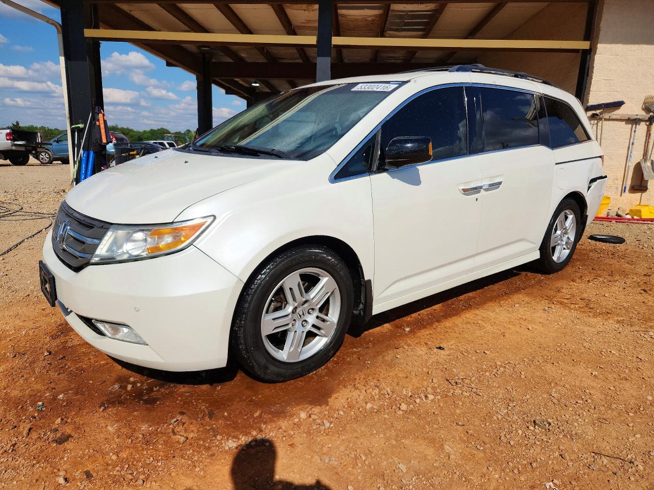 Salvage Honda Odyssey Image