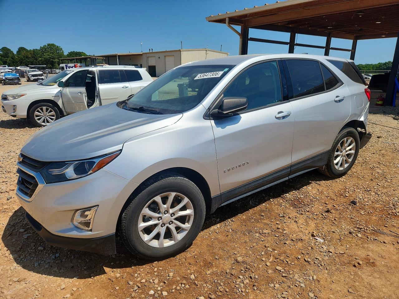 Salvage Chevrolet Equinox Image