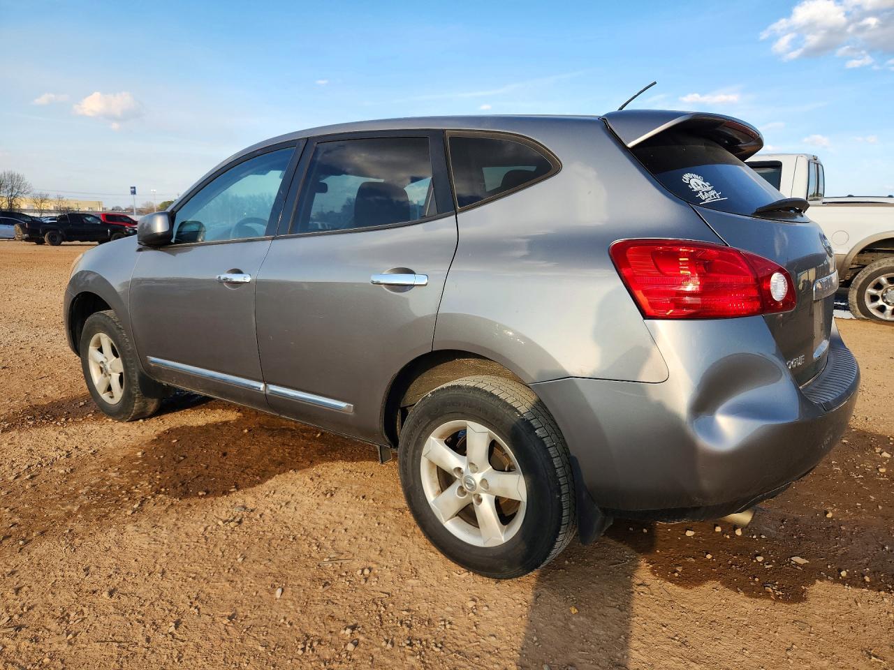 Nissan Rogue S