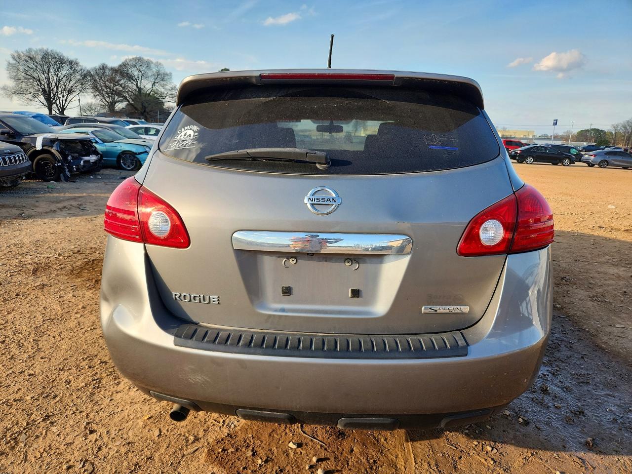Nissan Rogue S