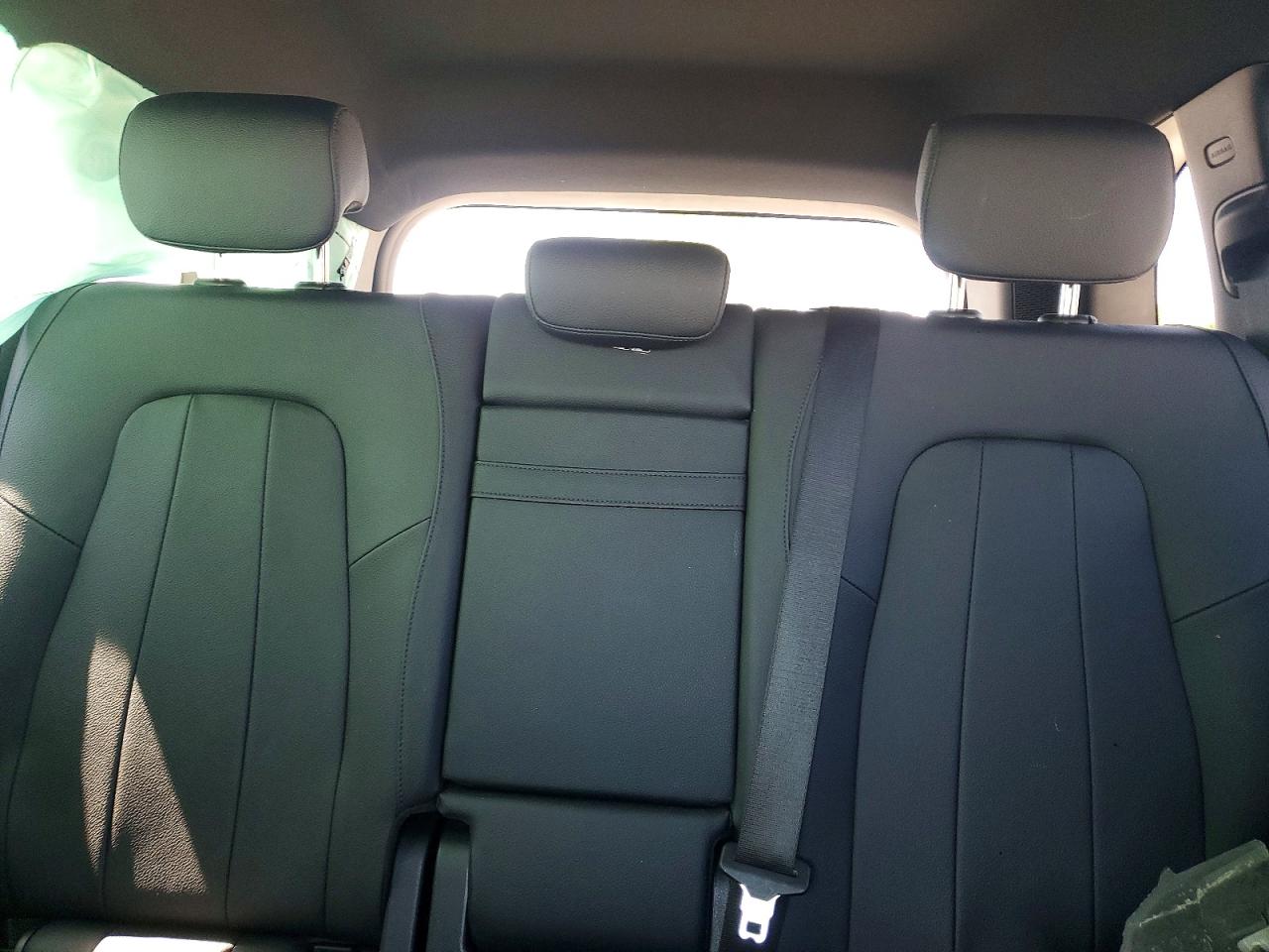Mercedes-Benz GLB 250