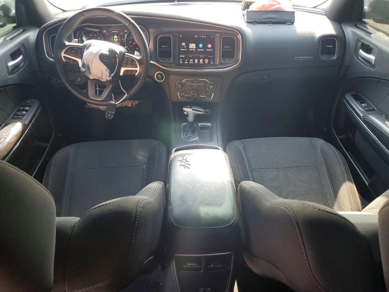 Dodge Charger Sxt