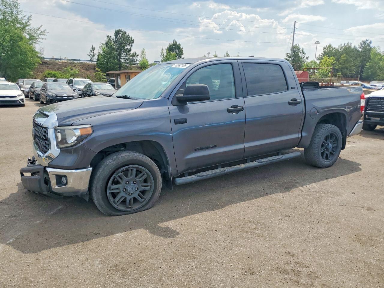Salvage Toyota Tundra Image