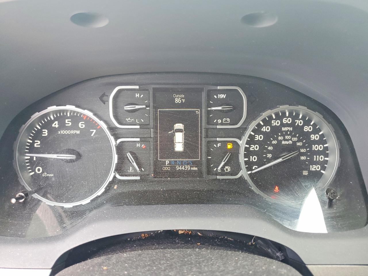 Toyota Tundra Crewmax Sr5