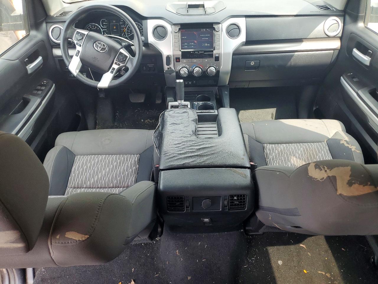 Toyota Tundra Crewmax Sr5