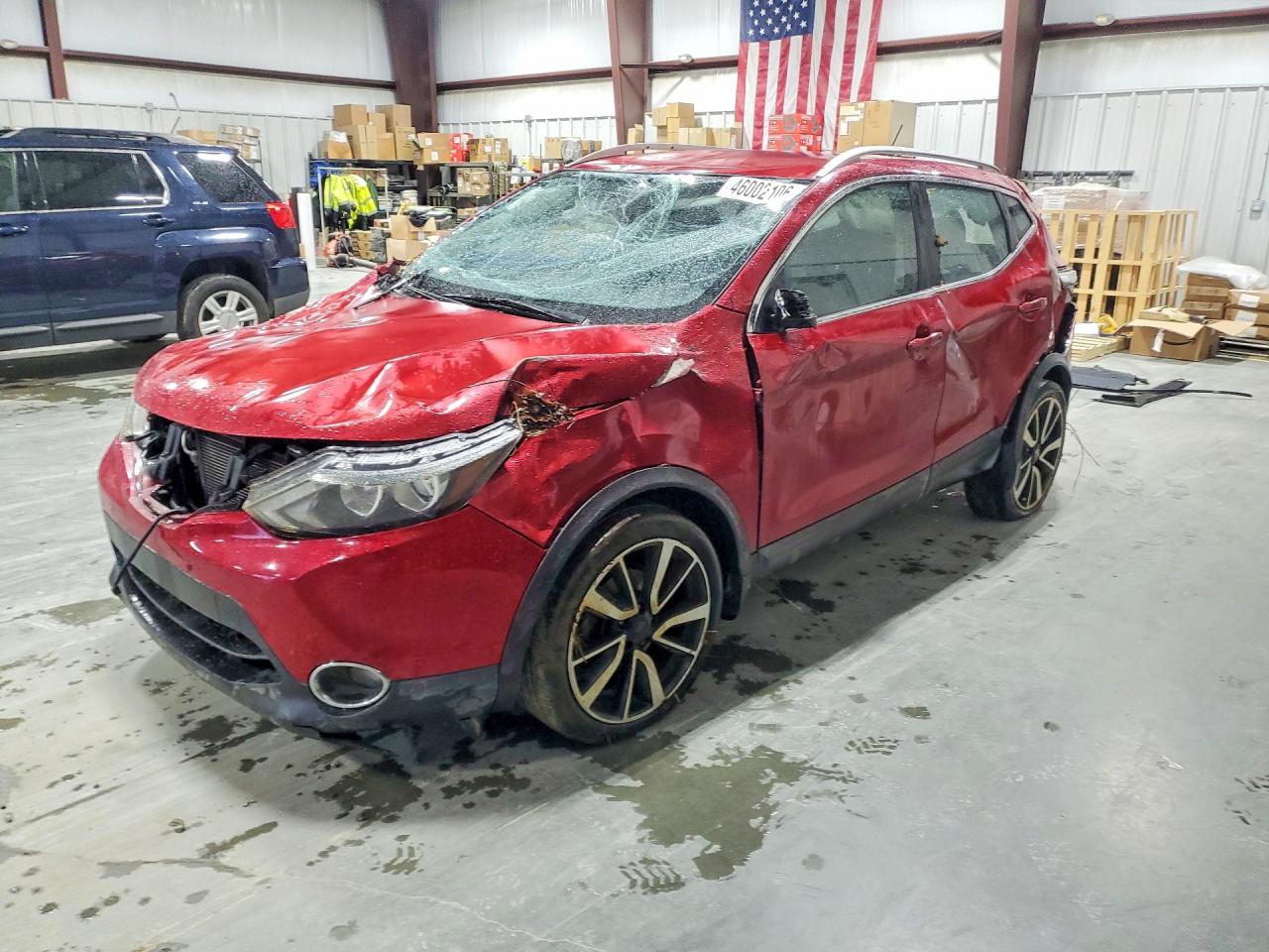 Salvage Nissan Rogue Image