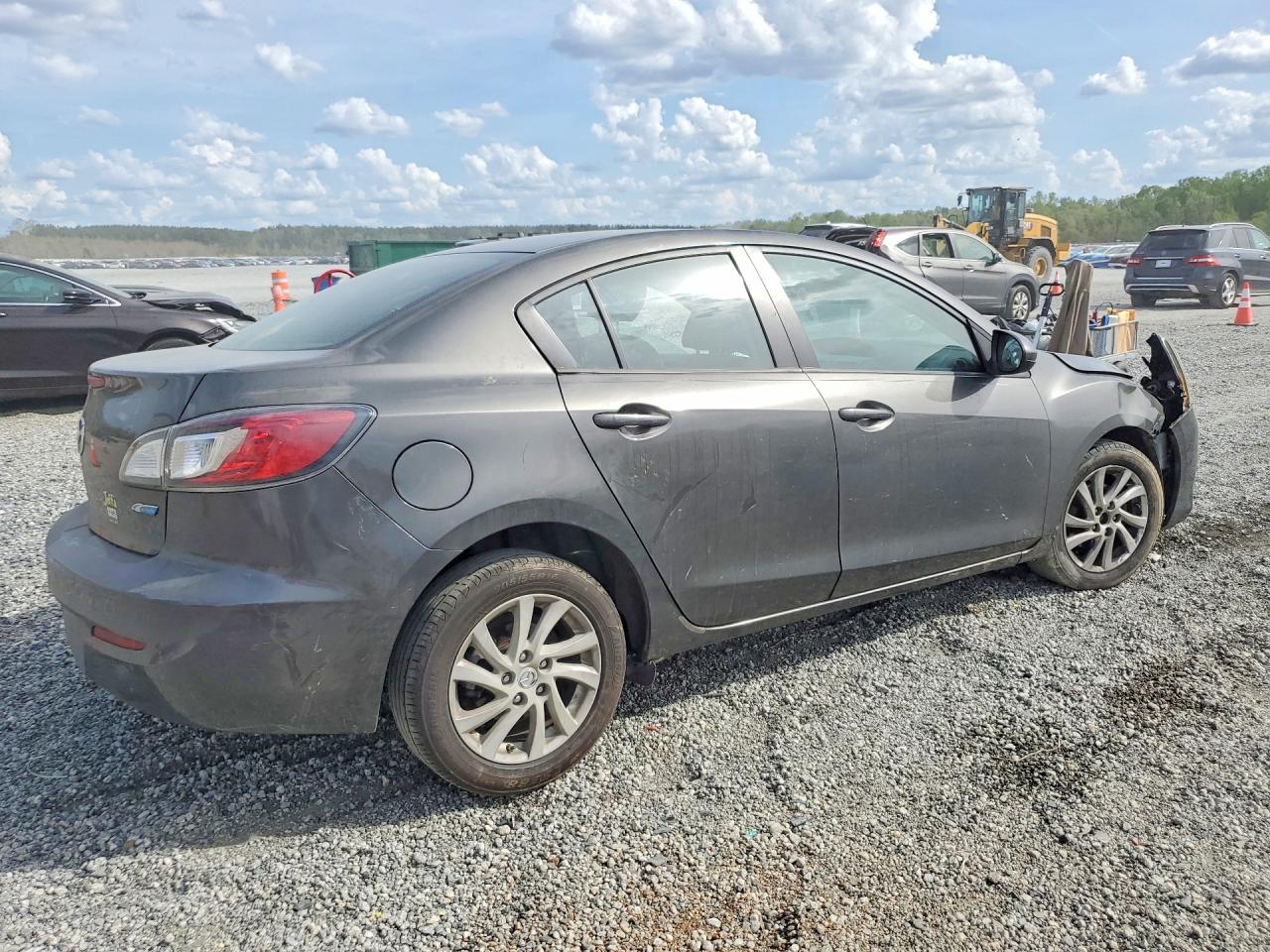 Mazda 3 I