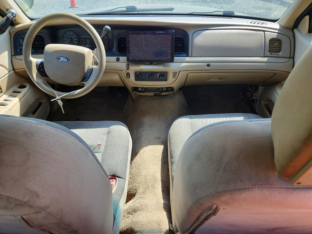 Ford Crown Vic Base