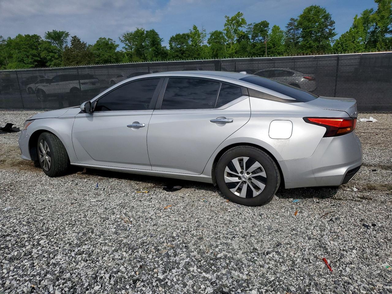 Nissan Altima S