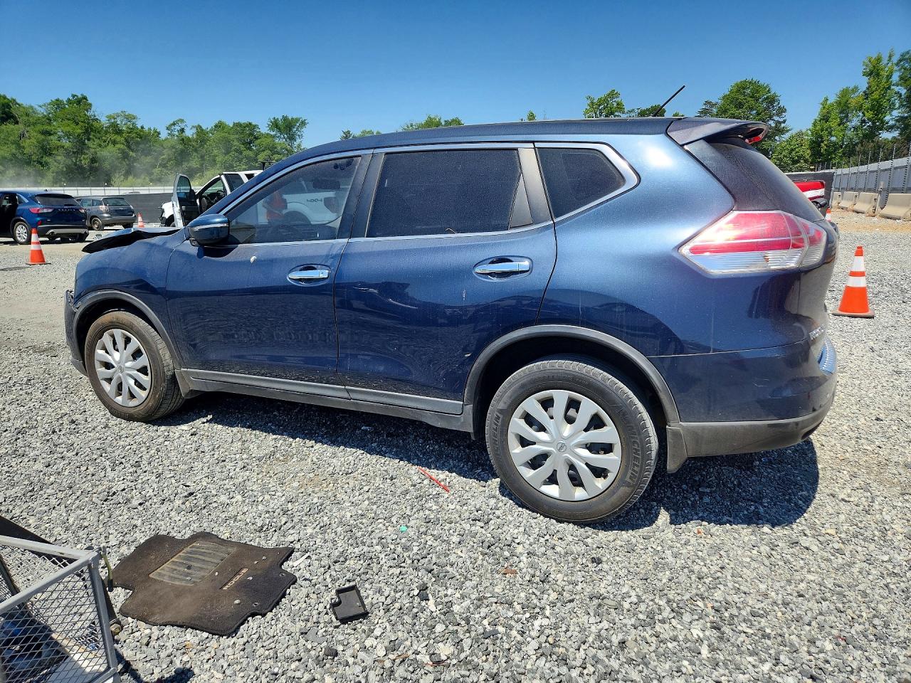 Nissan Rogue S