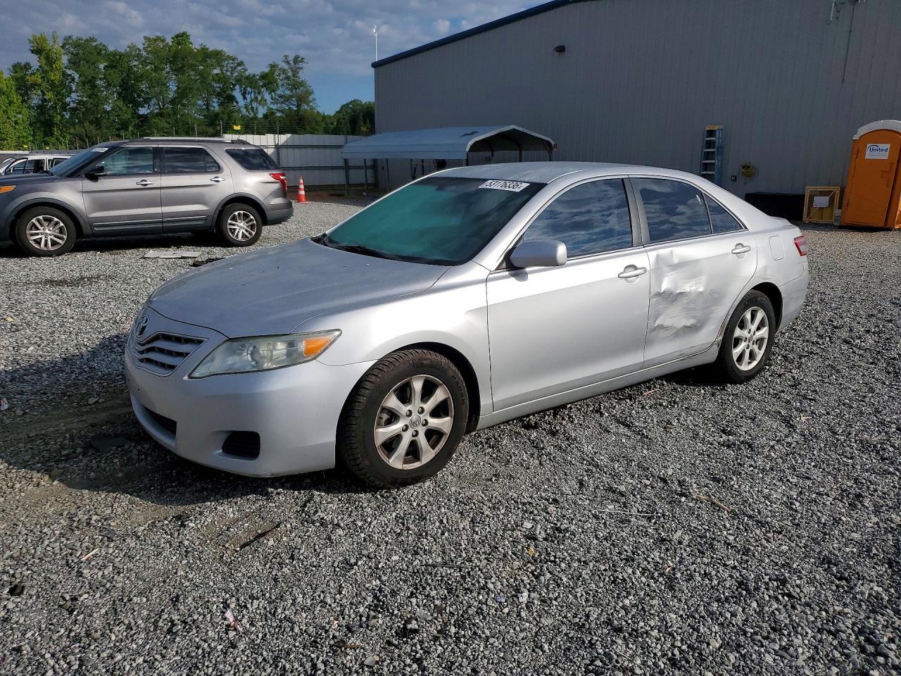 Salvage Toyota Camry Image