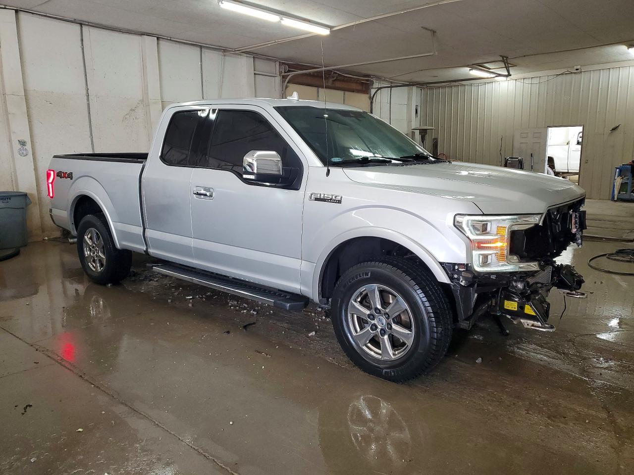 Ford F-150 Super Cab