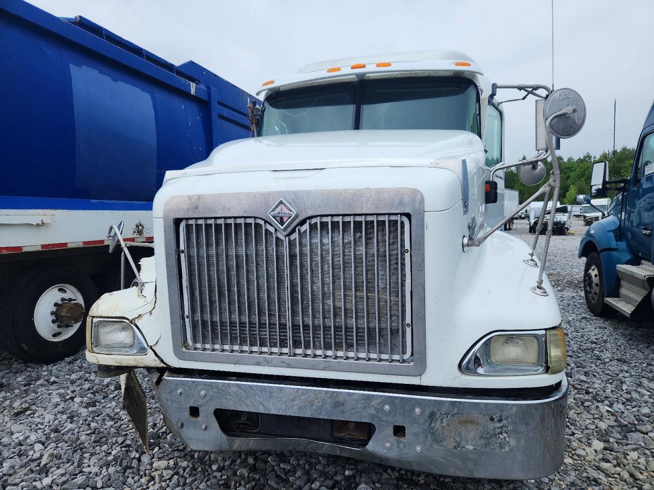 International 9900i Trac