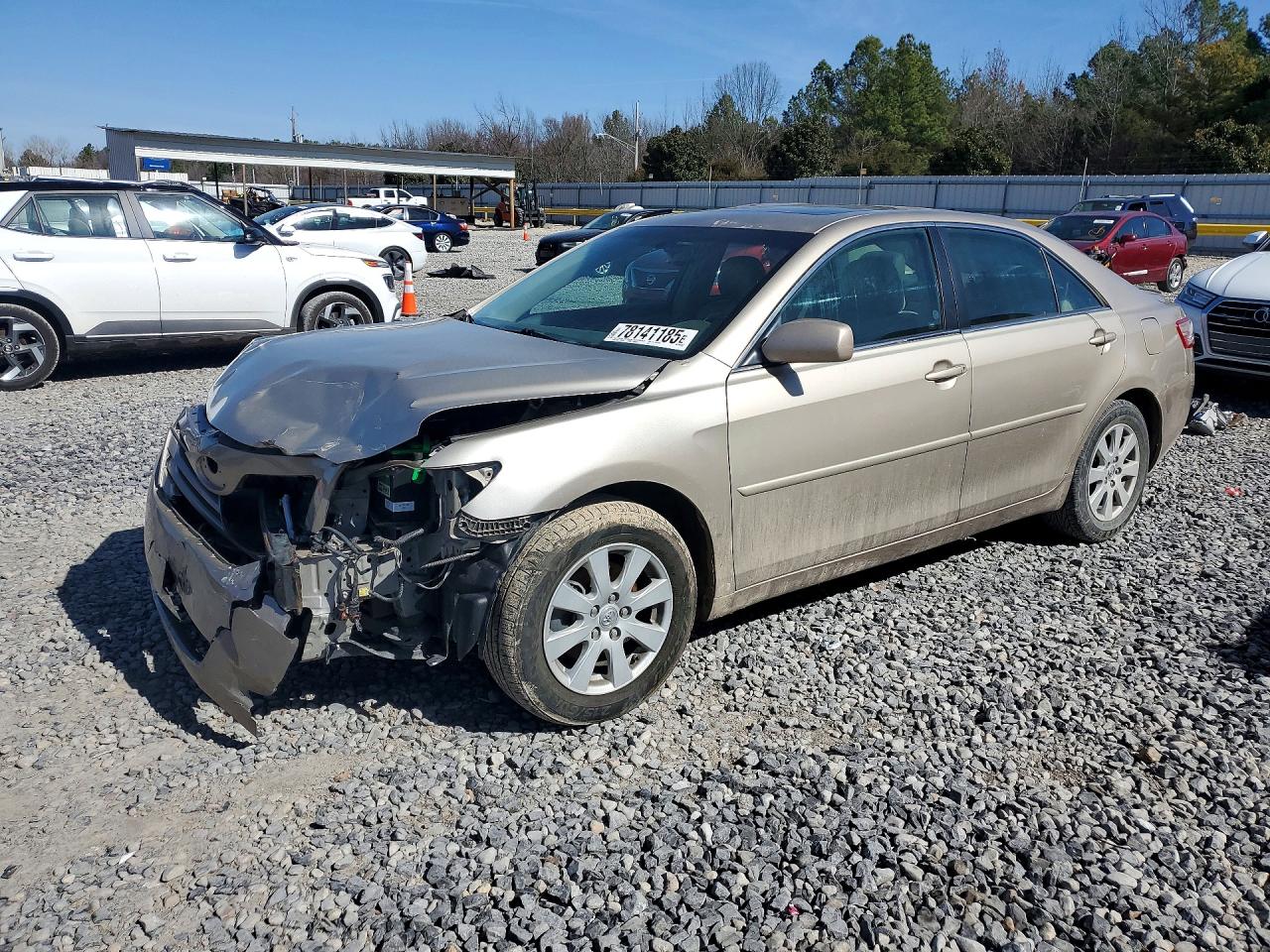 Salvage Toyota Camry Image