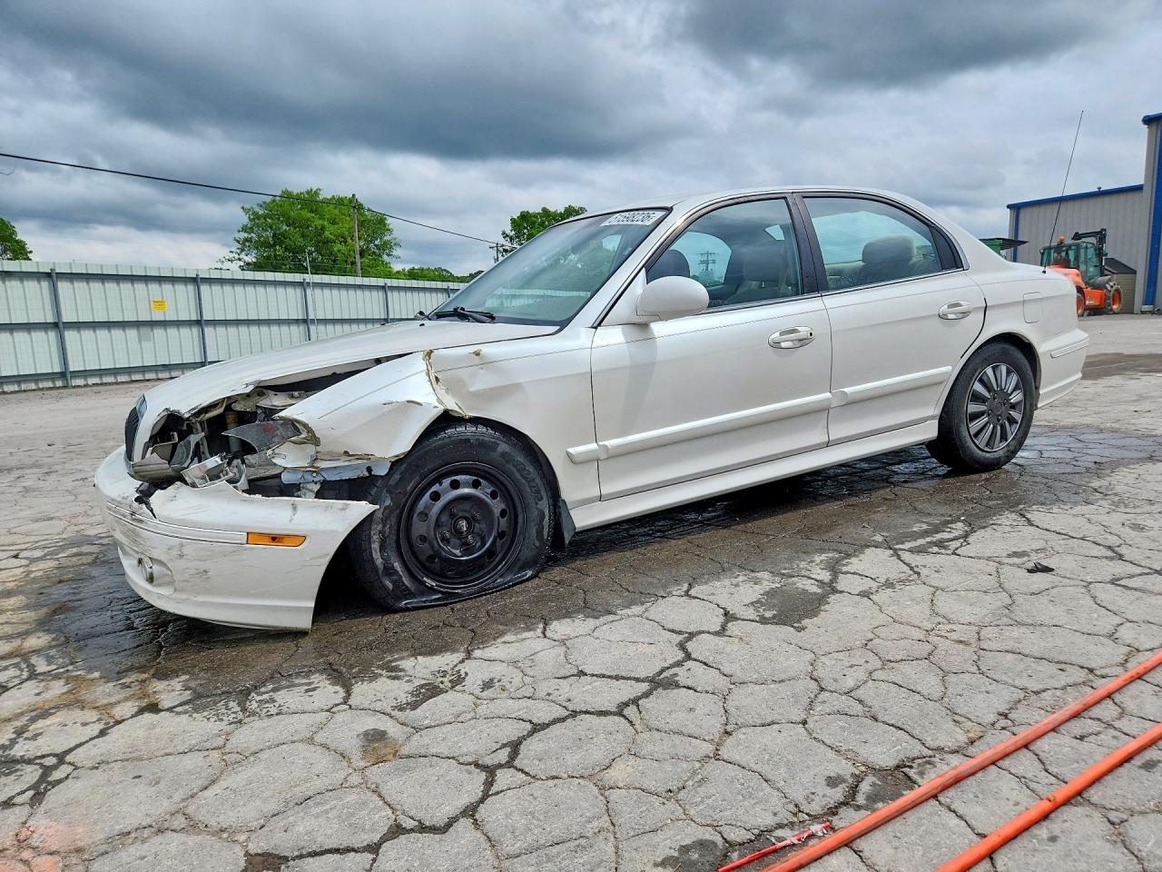 Salvage Hyundai SONATA Image