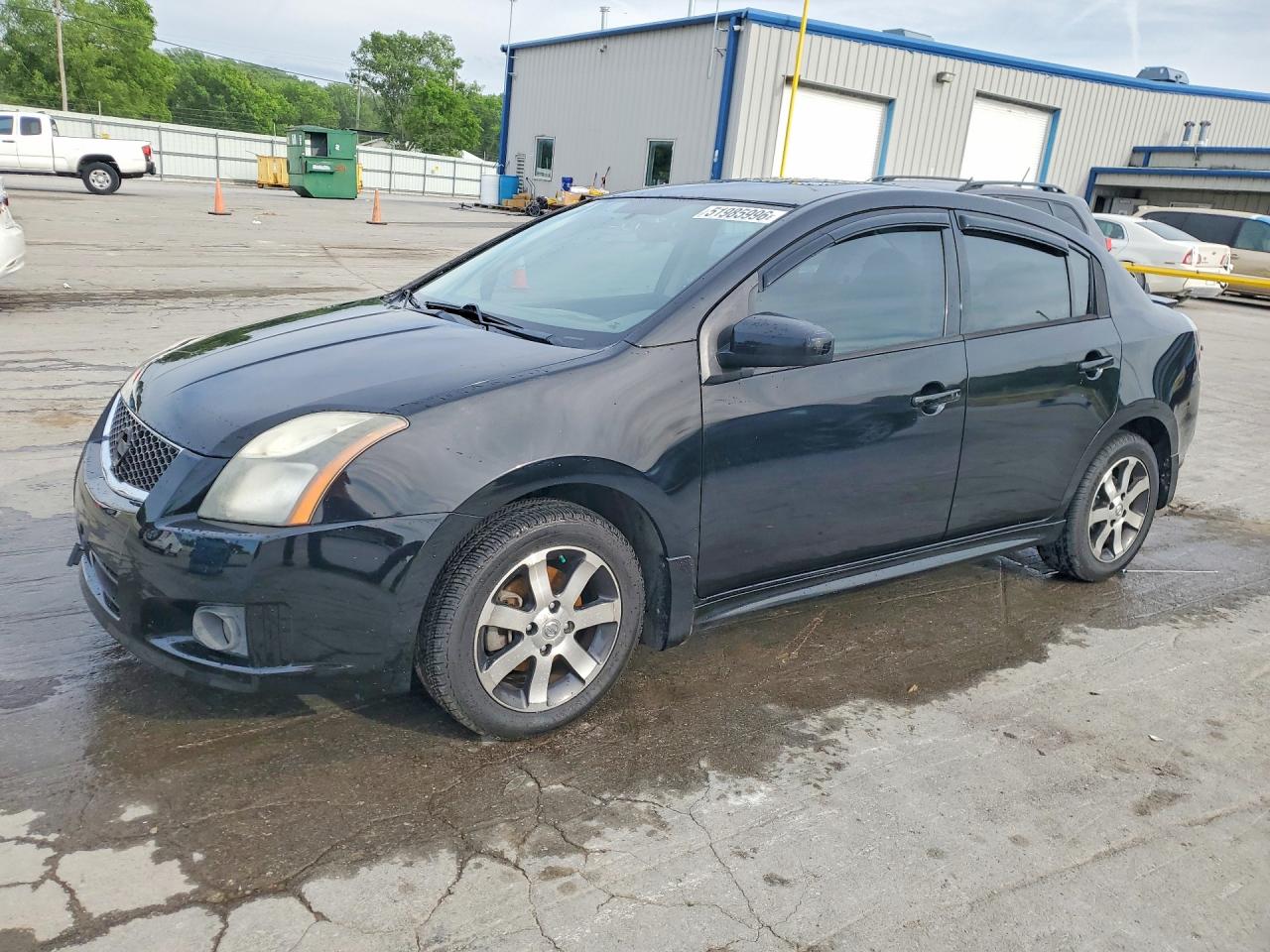 Salvage Nissan Sentra Image