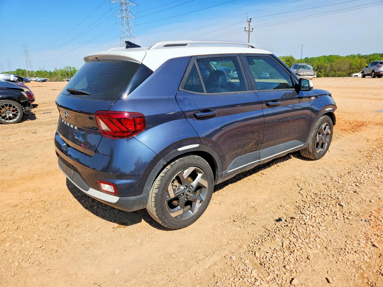 Hyundai Venue Deni Denim