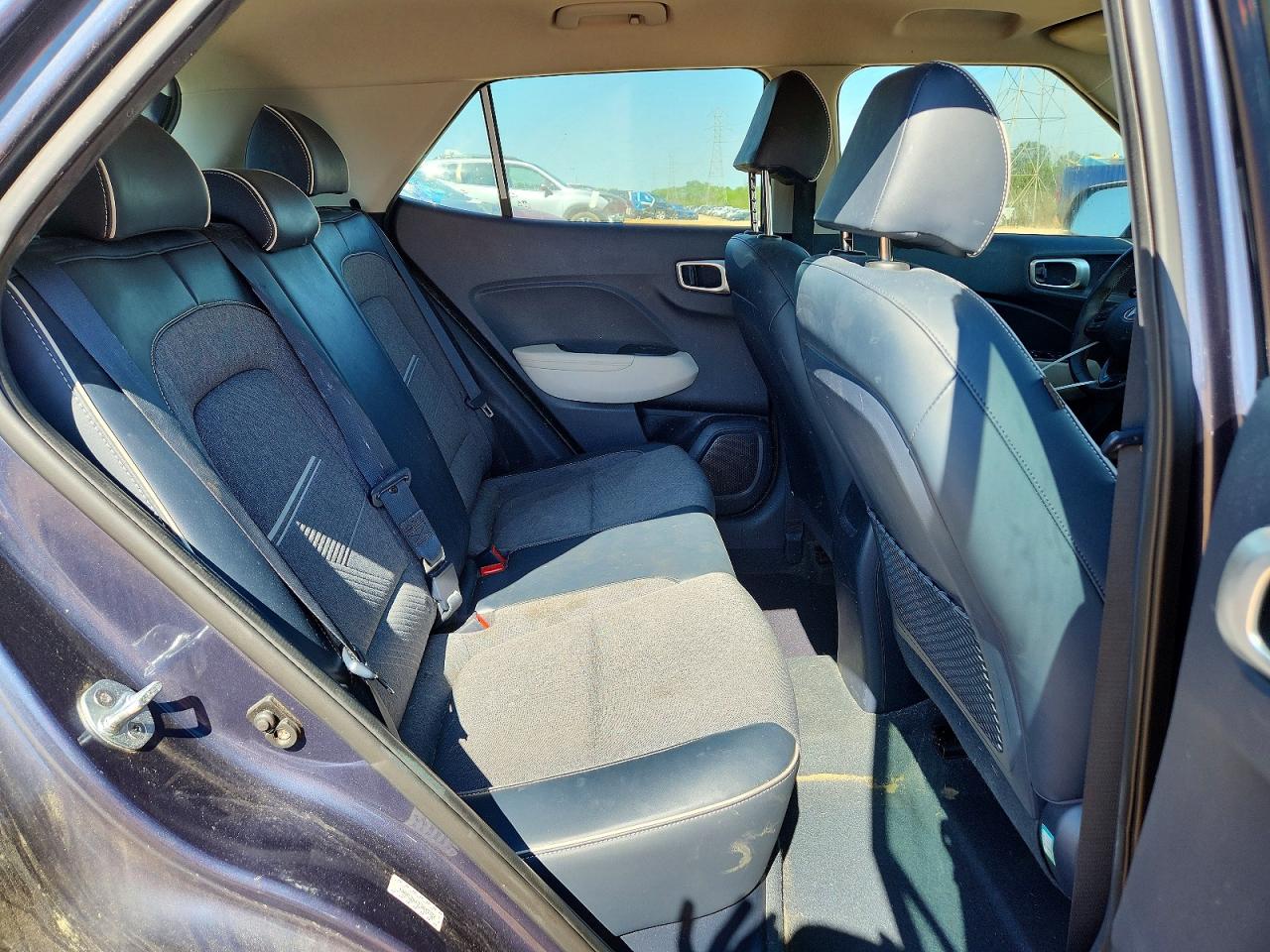 Hyundai Venue Deni Denim