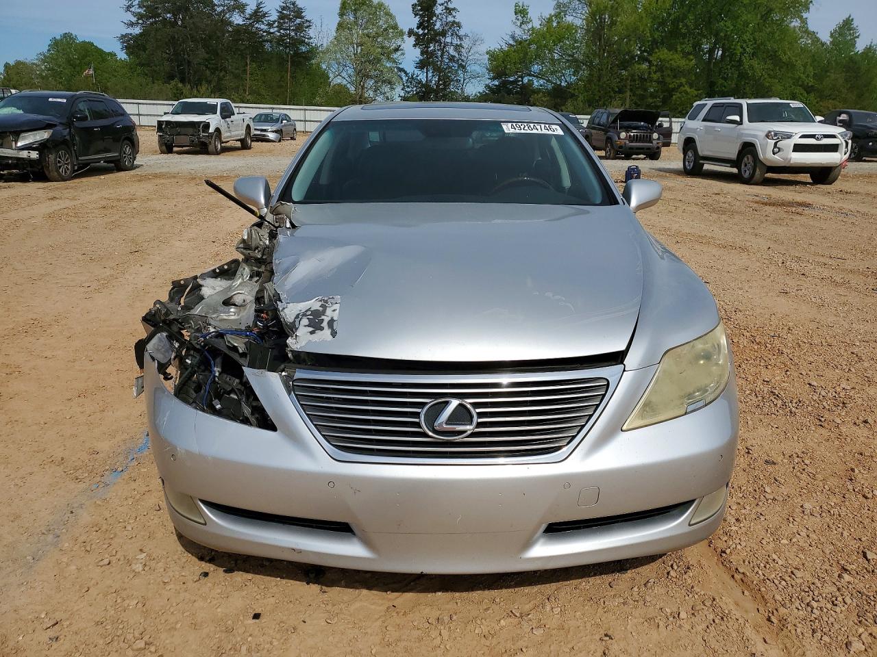Lexus LS 460