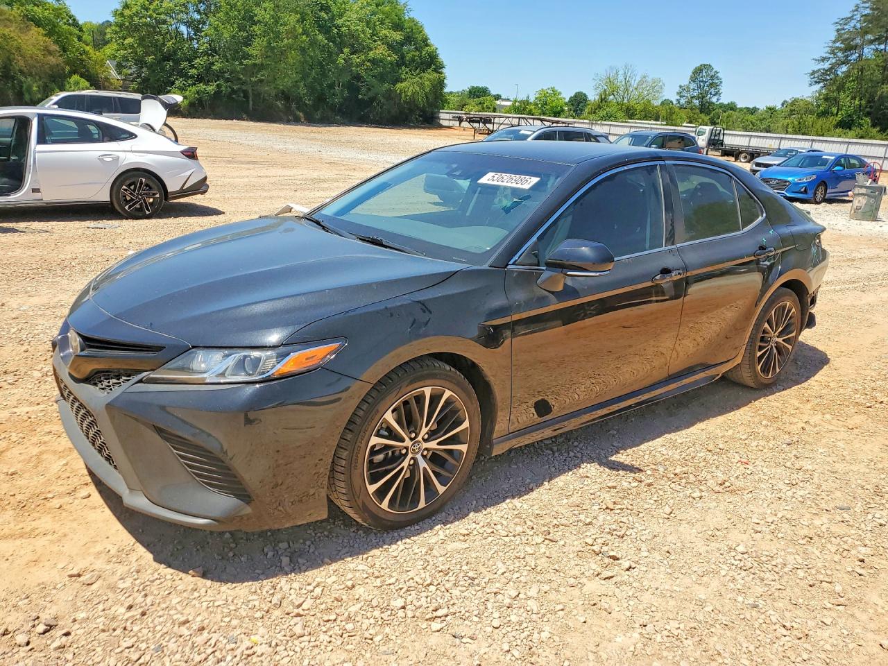 Salvage Toyota Camry Image
