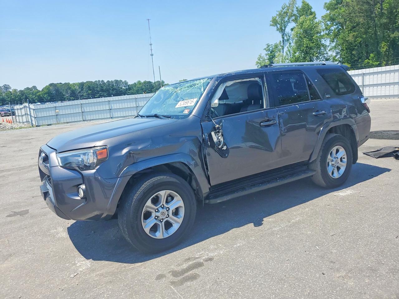 Salvage Toyota 4Runner Image