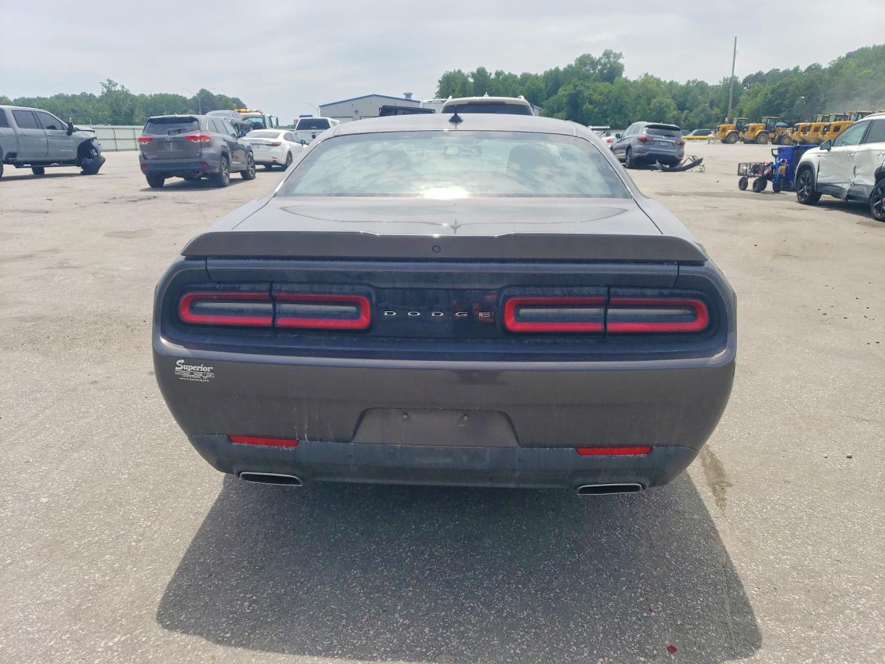 Dodge Challenger Sxt