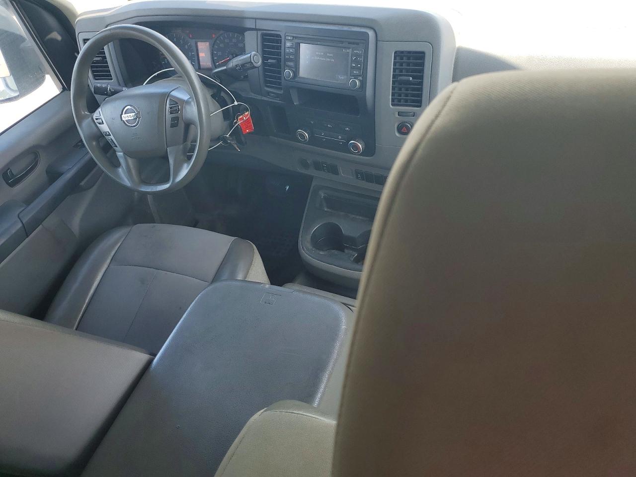 Nissan Nv 2500 Hd S