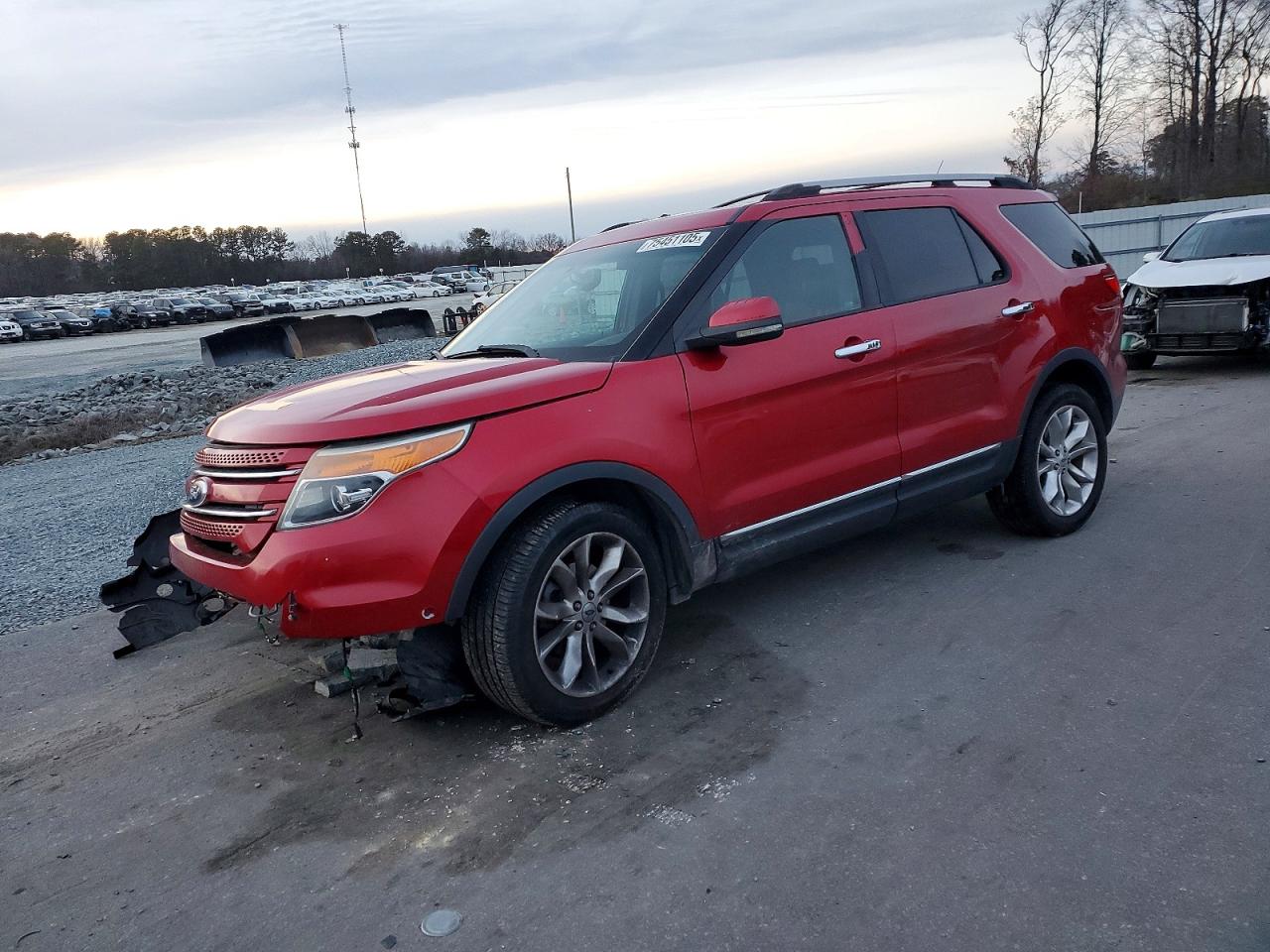 Salvage Ford Explorer Image