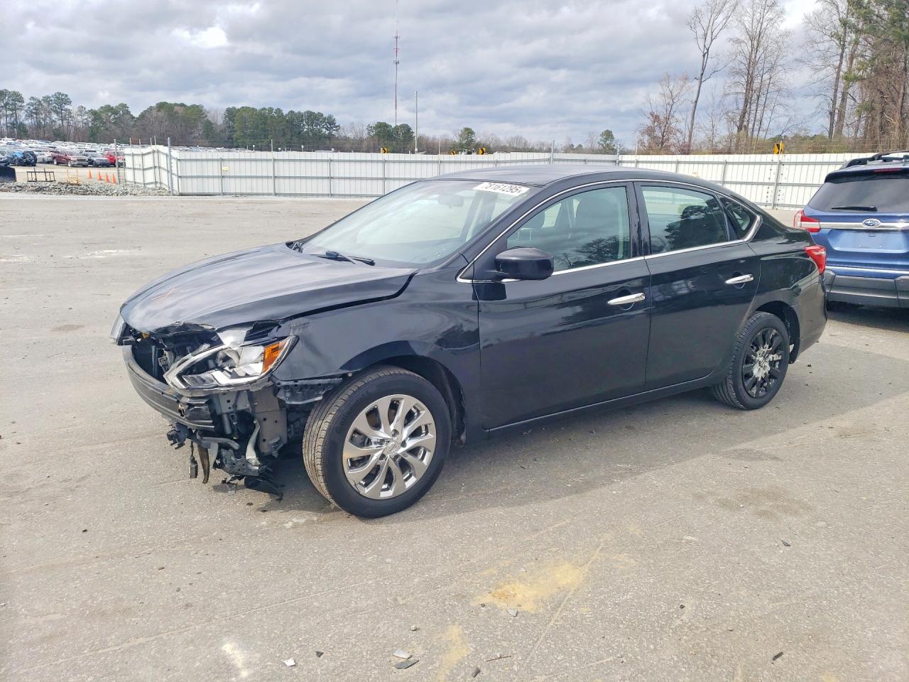 Salvage Nissan Sentra Image