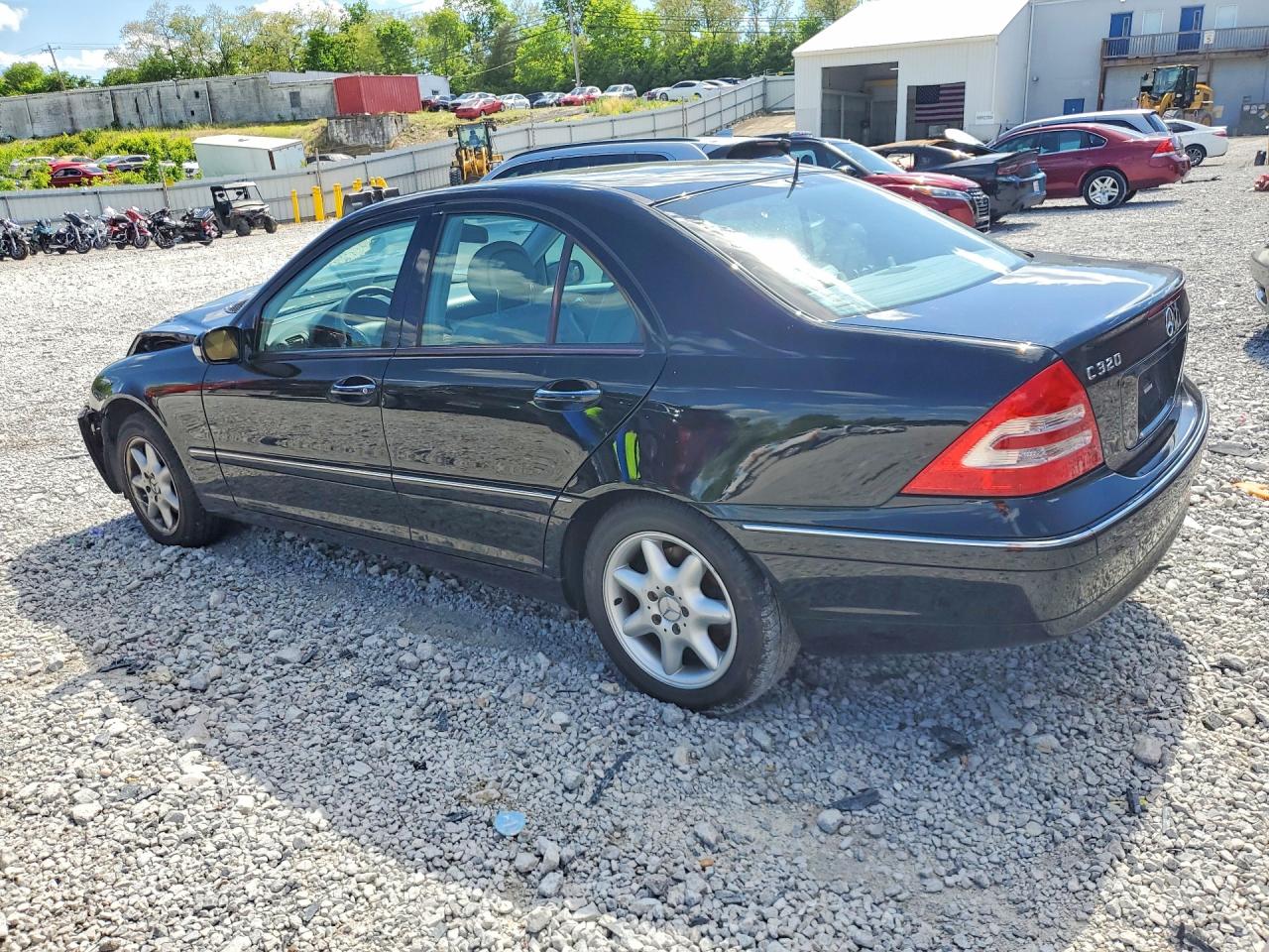 Mercedes-Benz C-Class 320