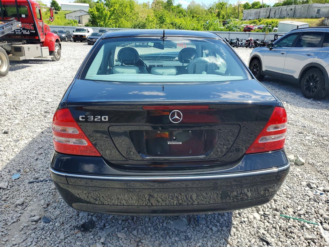 Mercedes-Benz C-Class 320