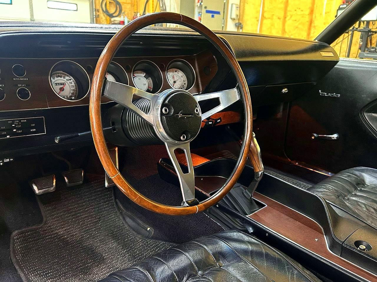 Plymouth Cuda