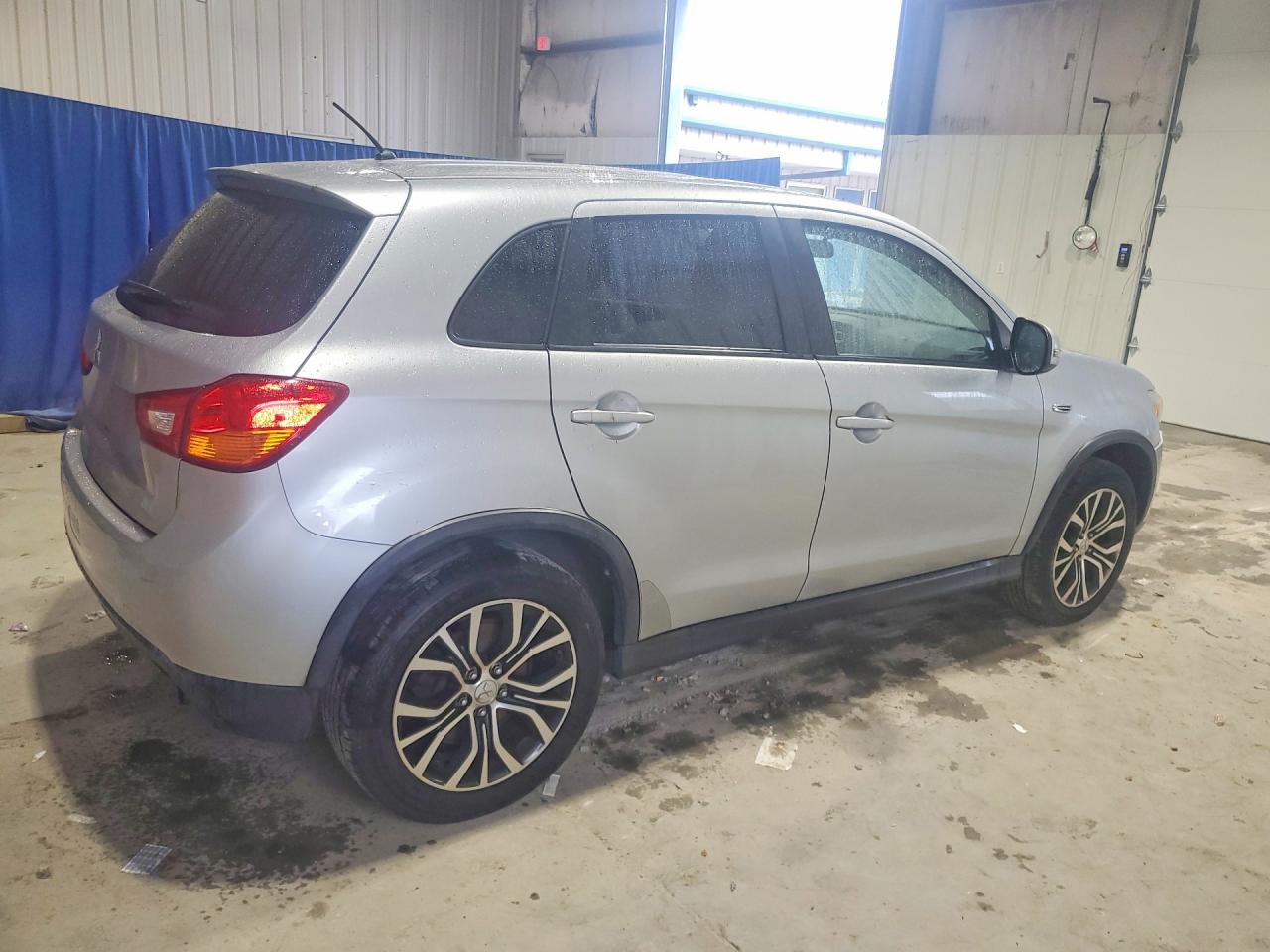 Mitsubishi Outlander Es