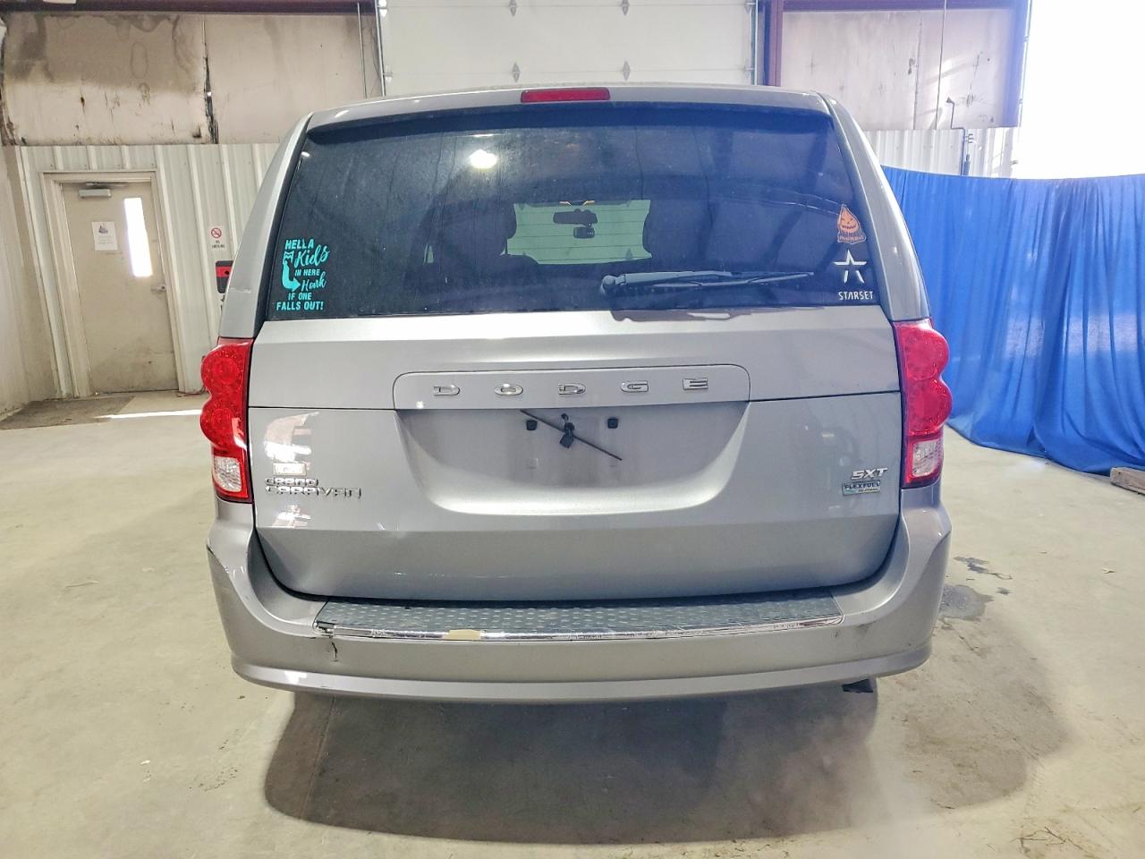 Dodge Caravan Sxt