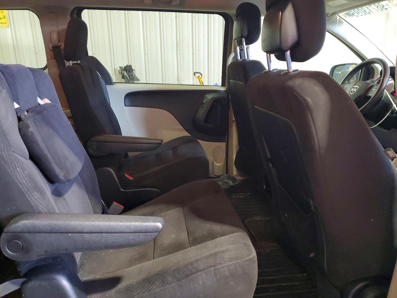 Dodge Caravan Sxt