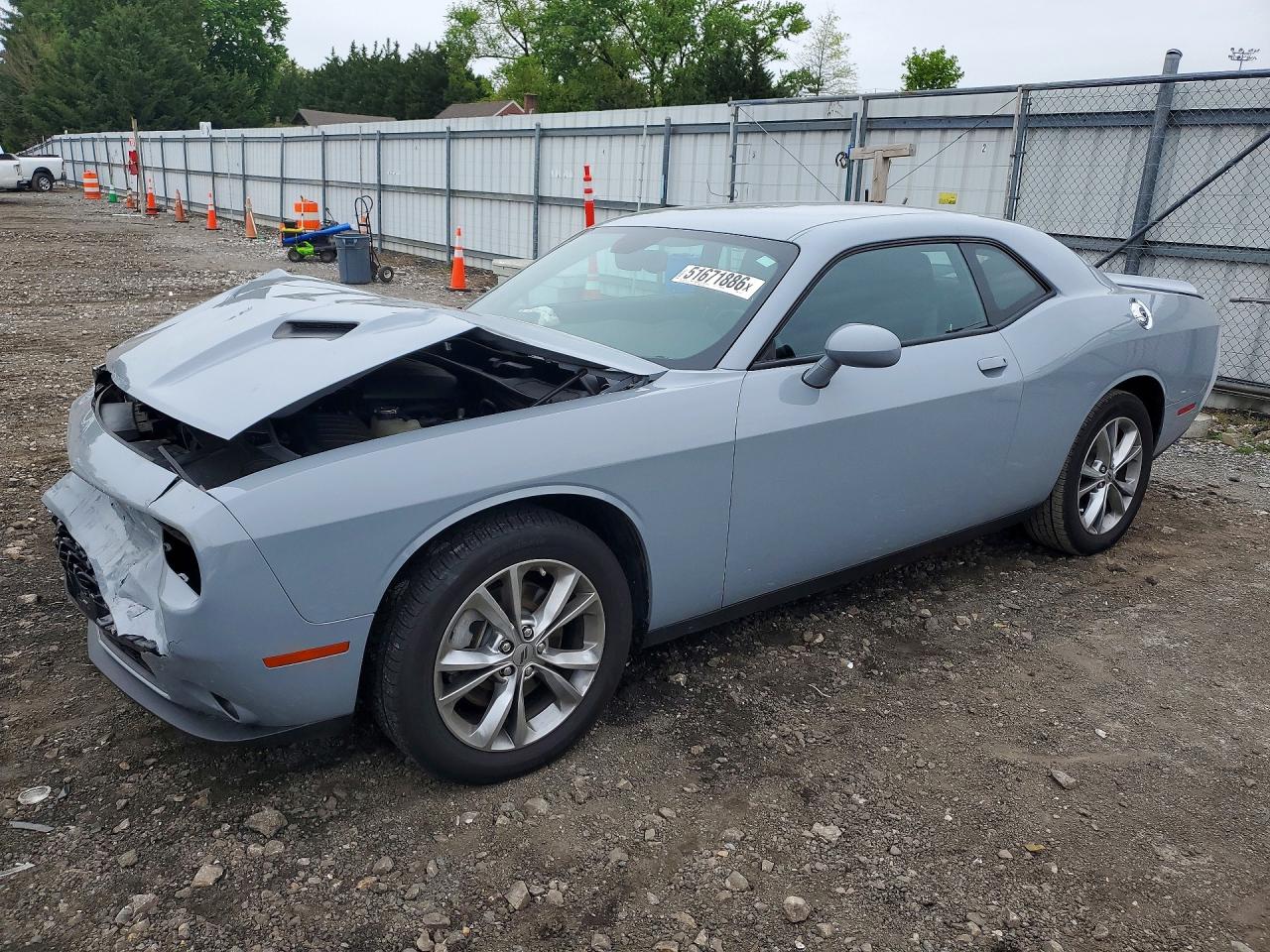 Salvage Dodge Challenger Image