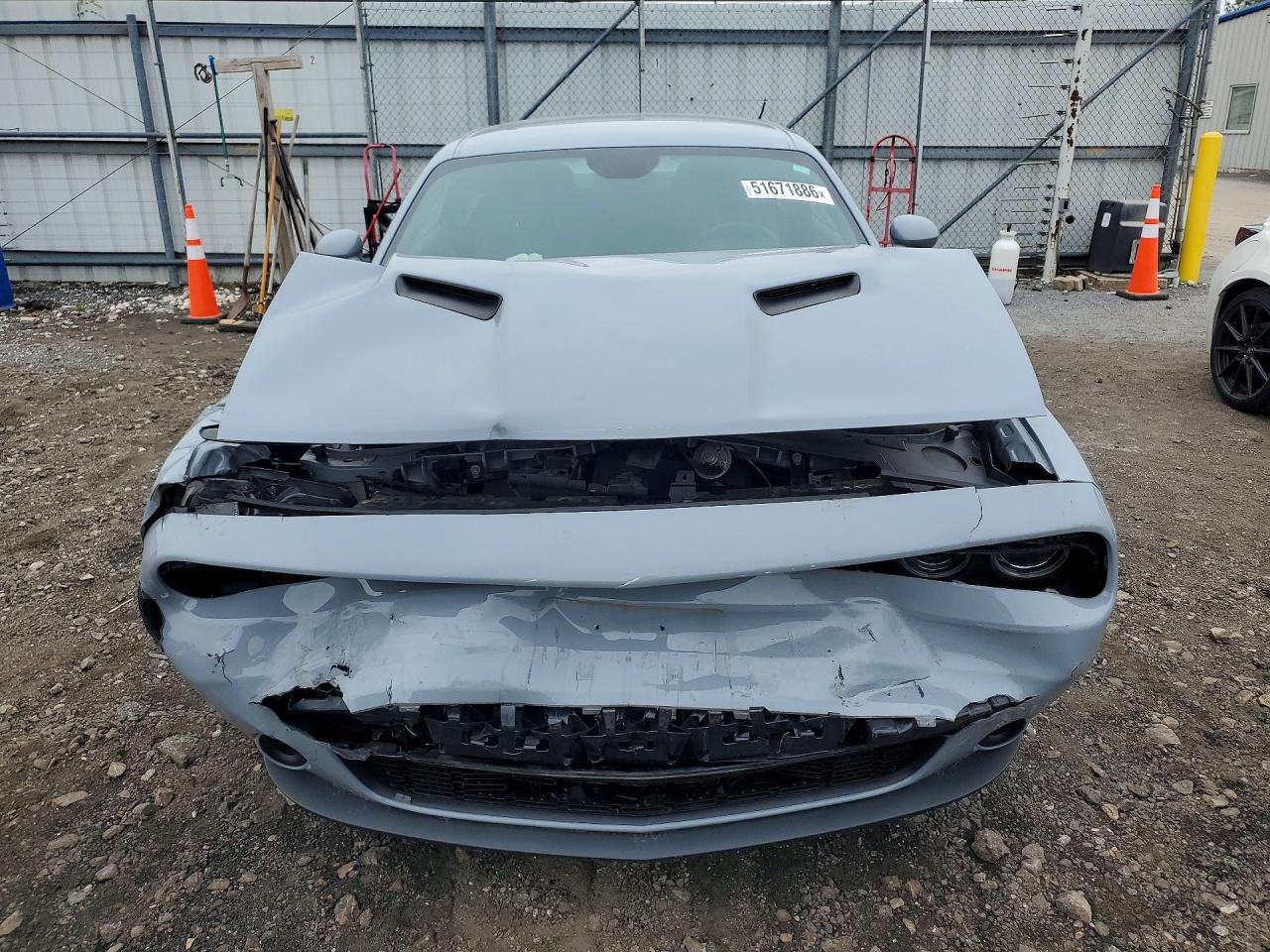Dodge Challenger Sxt