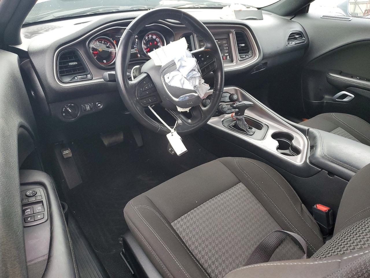 Dodge Challenger Sxt