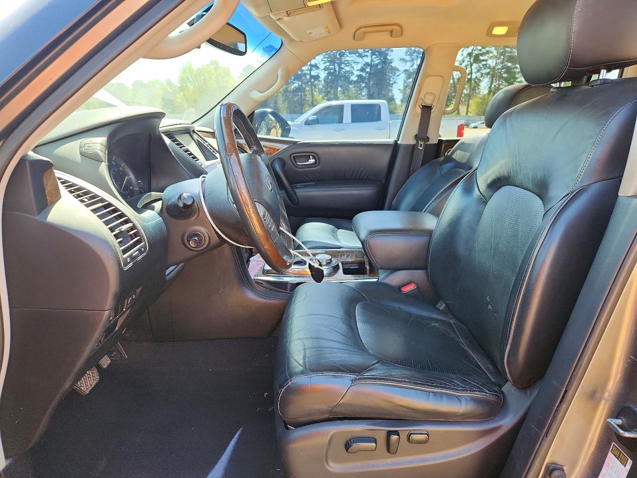 INFINITI Qx