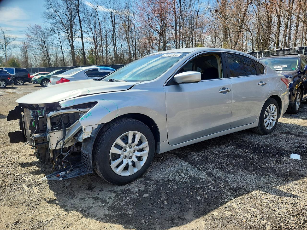 Salvage Nissan Altima Image