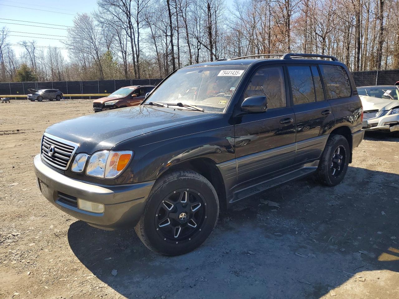 Salvage Lexus Lx 470 Bas Image