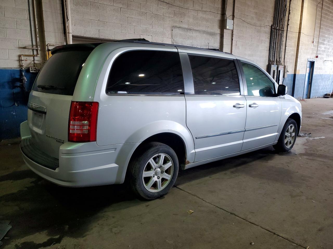 Chrysler Minivan Touring