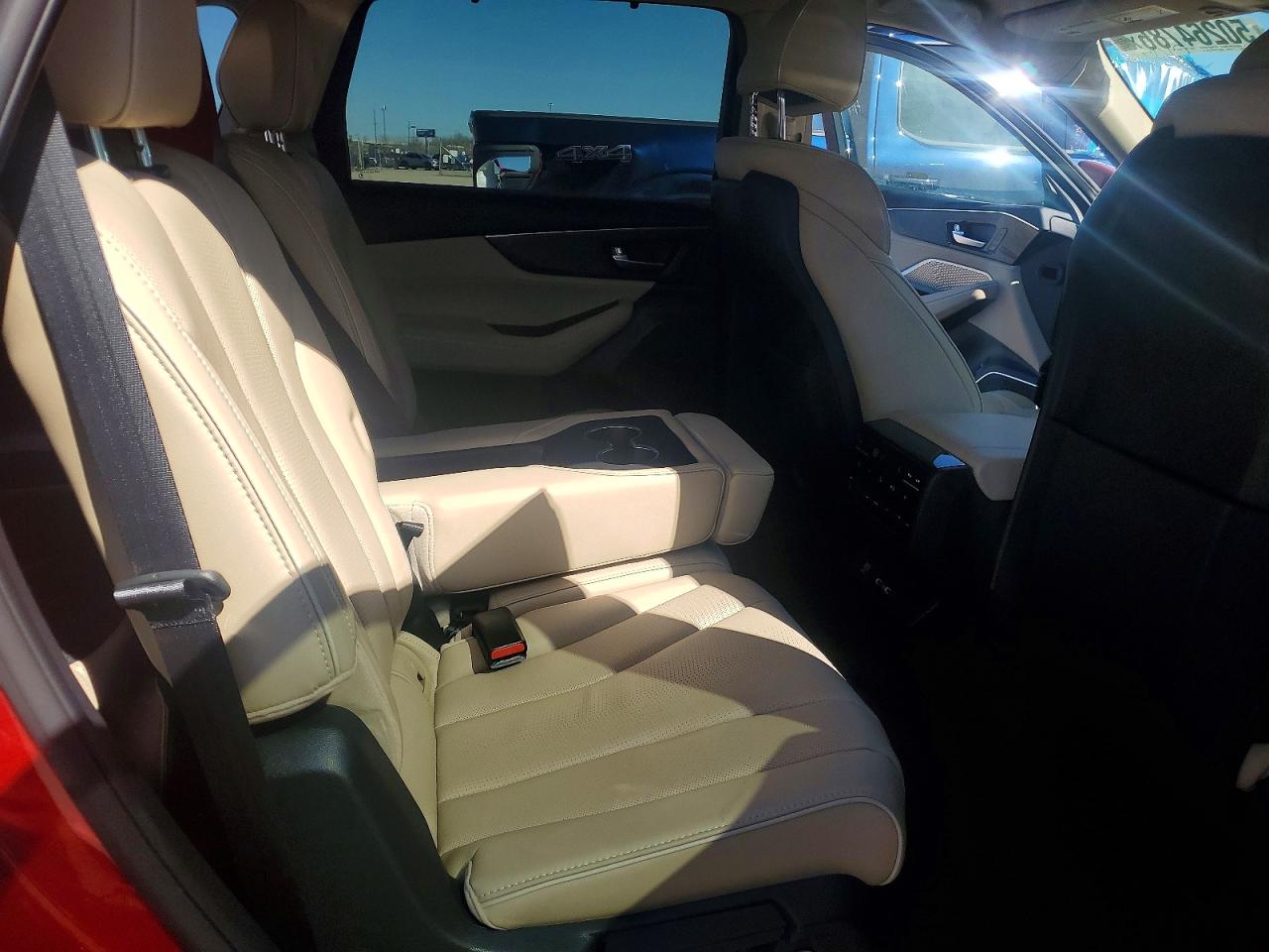 Acura MDX Advance